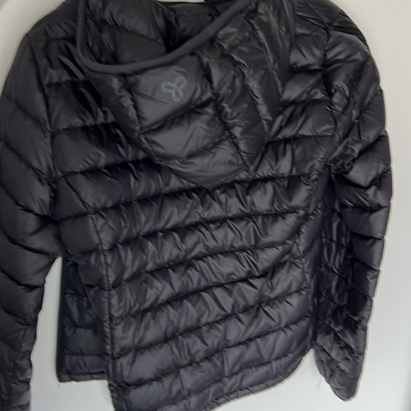 TNA BOTANIE PUFFER in Medium - Picture 2 of 5